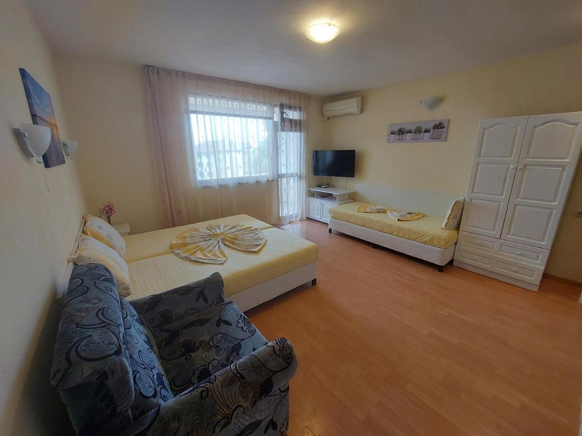Primorski Briz Guest House Πριμόρσκο Εξωτερικό φωτογραφία